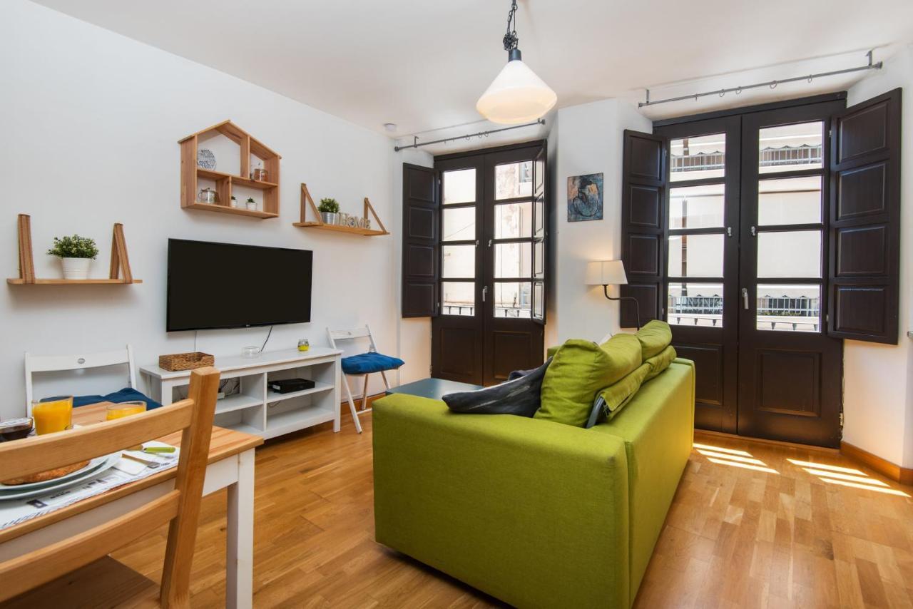 Апартаменты El Balcon Del Pintor, The Best Option In The Historic Center Of Малага Экстерьер фото